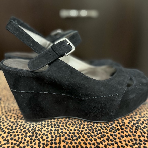 Stuart Weitzman black suede peep toe wedges - Picture 5 of 7
